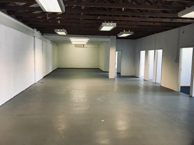 To Let commercial Property for Rent in Milnerton Central Western Cape
